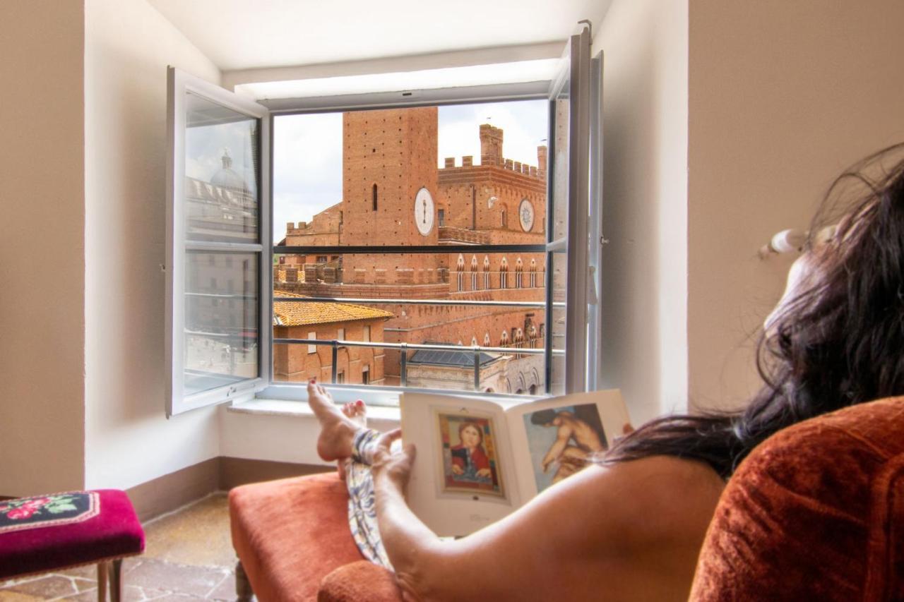 Palazzo Chigi Zondadari Apartamento Siena Exterior foto